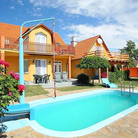 Holiday home Holiday Balaton A413 Balatonkeresztur